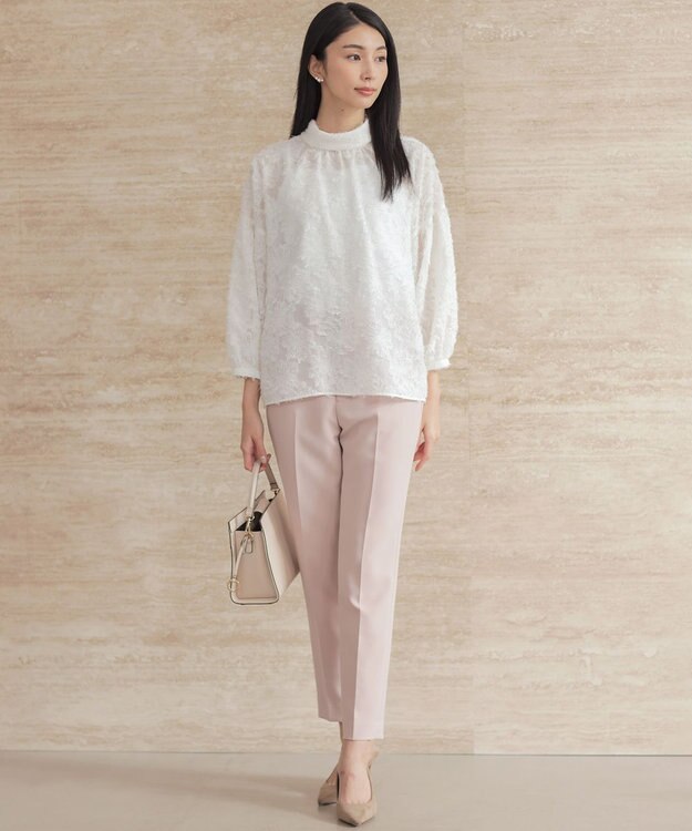 組曲 L 【KUMIKYOKU NAVY】コンフォータブルドレープ フリルテーパードパンツ シャンパンピンク系