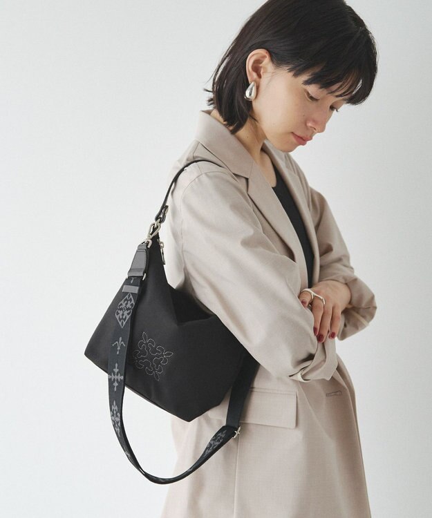 russet ＜320g/撥水性あり＞コーデュラナイロン2wayシンプルショルダーバッグ(CE-1536) Black