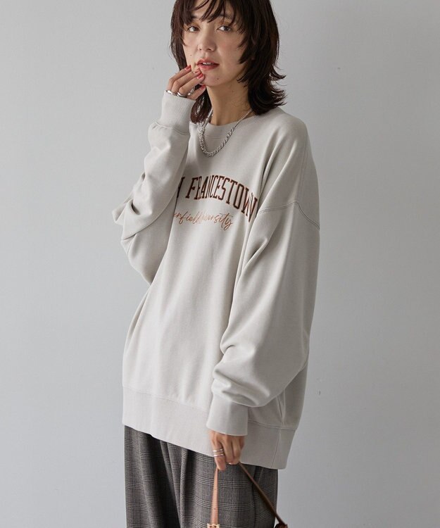 AMERICAN HOLIC 手書き風カレッジロゴ裏毛プルオーバー Beige