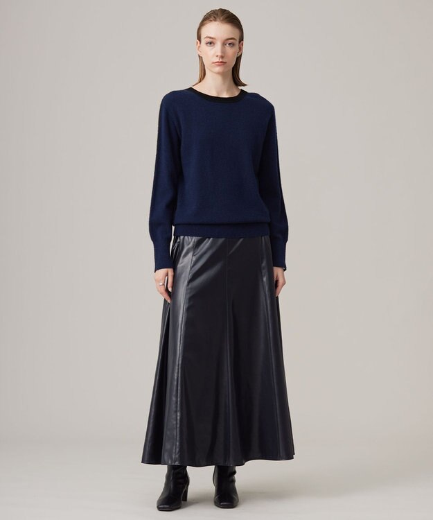 ICB 【CLASSY.1月号掲載・前後着用可能】ピュアカシミヤ バイカラーニット ブラック×ネイビー系