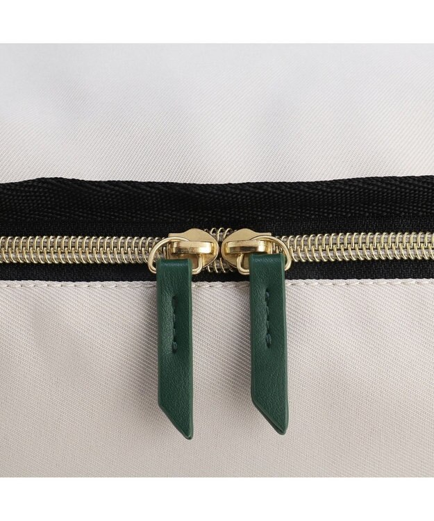 ACE BAGS & LUGGAGE HAyU × ace. トラベルポーチ Lサイズ 猫柄 17823 アイボリー