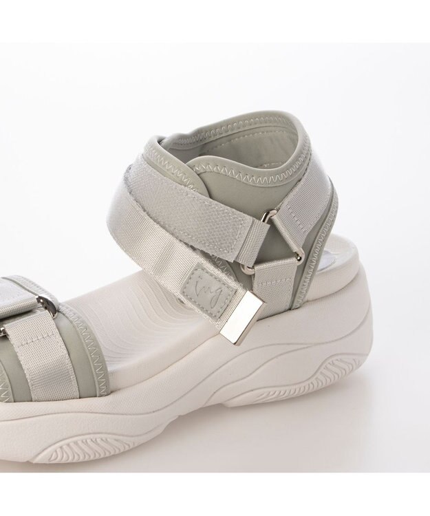 ing <ing>厚底スポーツサンダル ライトブルー