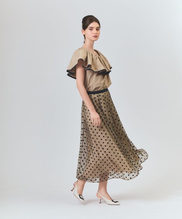 GRACE CONTINENTAL ドットembチュールスカート ベージュ