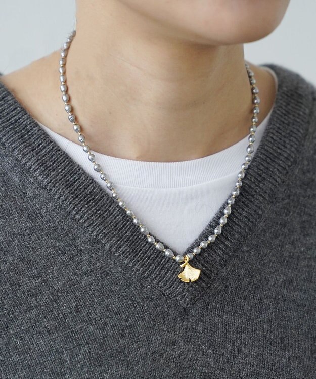 monshiro 【バロックパール】イチョウショート ネックレス ゴールド×グレー