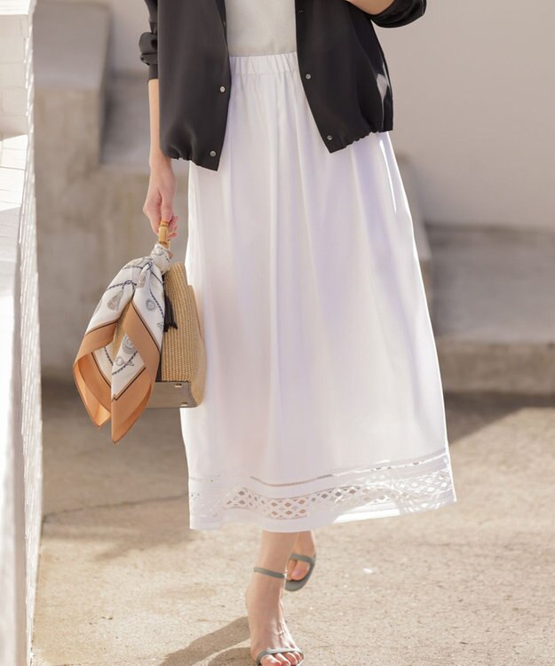 J.PRESS LADIES スパンソフトクロス刺繍 スカート オフ系