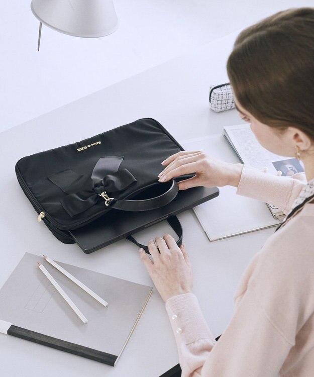 Maison de FLEUR リボンチャーム付きPCケース Black