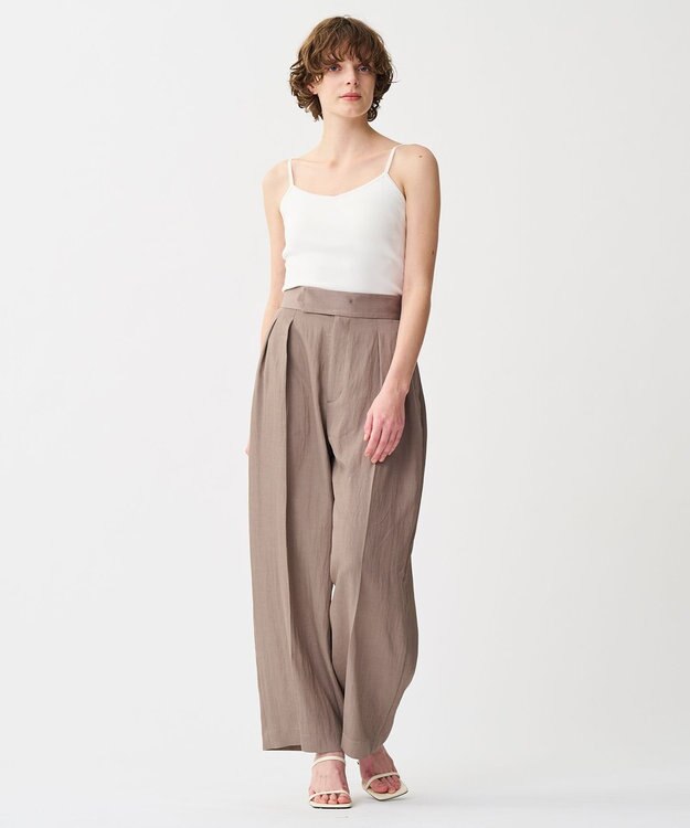 uncrave スムースニット キャミソール(カップ付き) オフ