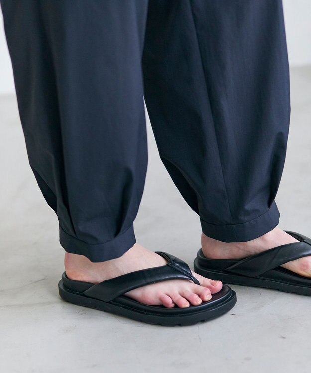 BEIGE， YANN / 裾カフス イージーアンクルパンツ Black