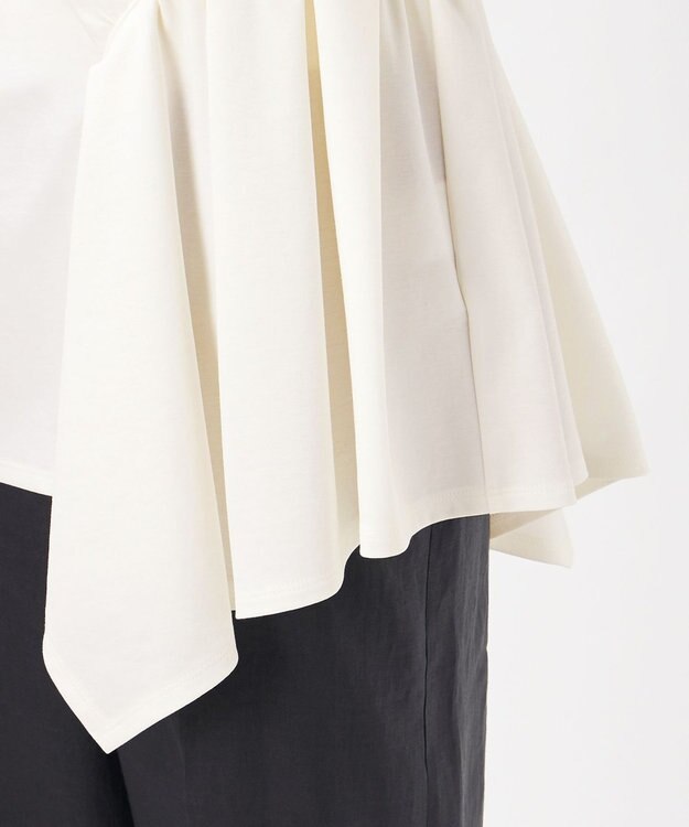 23区 【エステータ】コットンコンプレッシャージャージー タックデザイン カットソー ホワイト系