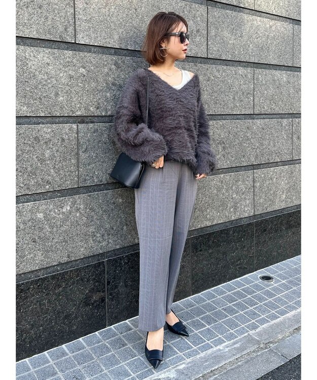 Green Parks フェザーＶネックニットプルオーバー Charcoal Gray