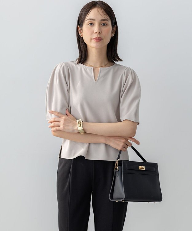 組曲 S 【WEB限定】ジョーゼットジャージーランタンスリーブ5分袖 ブラウス ベージュ系