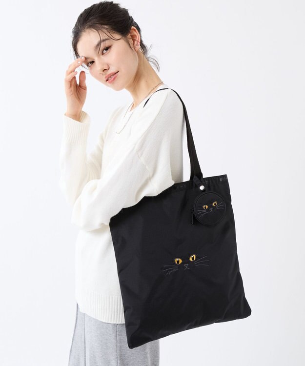 LeSportsac MINI ROUND CHARM/ブラックキャッツエンブロイダリー ブラックキャッツエンブロイダリー