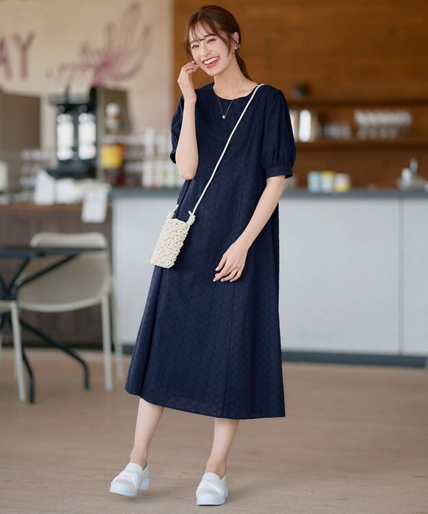 Tiaclasse L 【洗える】パンチングレースAラインワンピース ネイビー
