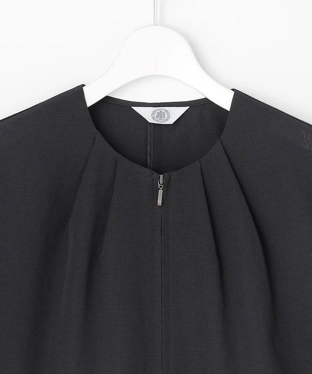J.PRESS LADIES S 【季節の変わり目に】アキハ BREEZE COOL ノーカラー ブルゾン スレート系