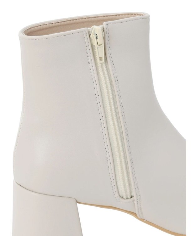 AMERICAN HOLIC スクエアトゥヒールショートブーツ Ivory