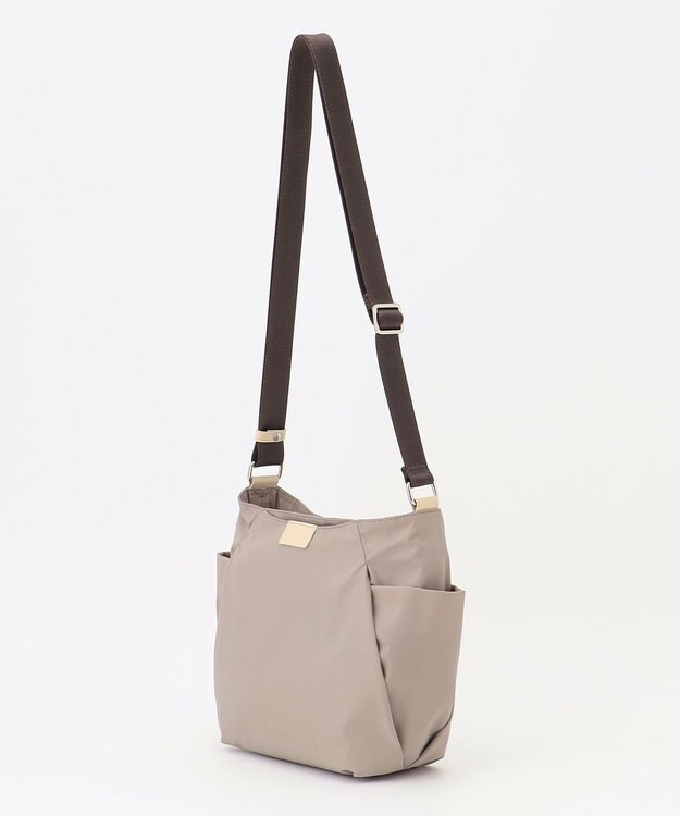 Y'SACCS 【ナイロンタフタ】トラベルショルダー mini グレージュ