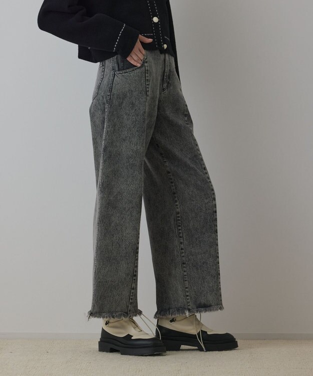 GRACE CONTINENTAL カーブデニムパンツ グレー