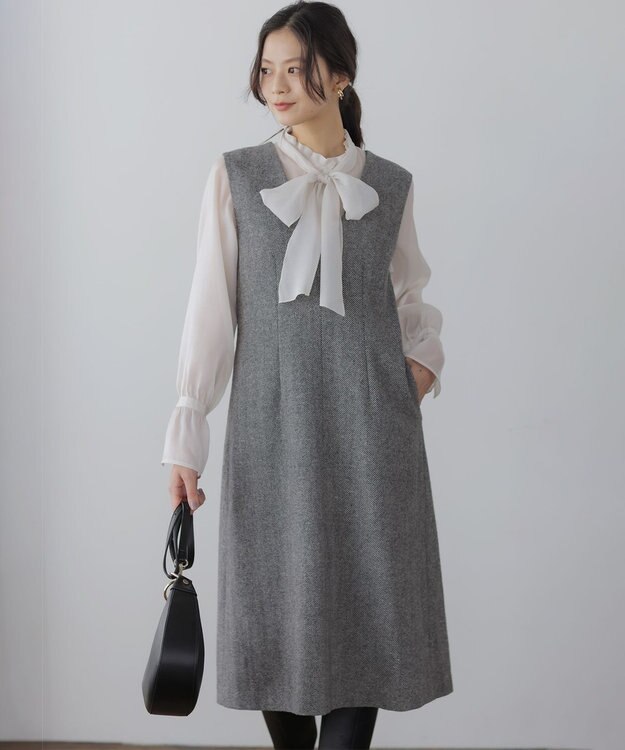 組曲 L 【WEB限定】シャイニーオーガンボウタイ付き ブラウス アイボリー系