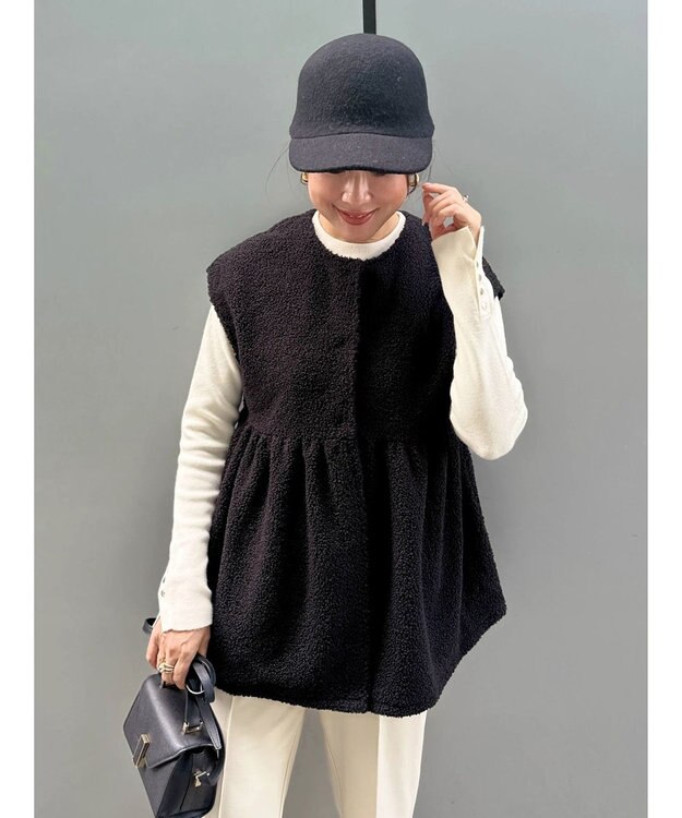 Green Parks フレア裏付きボアベスト Black