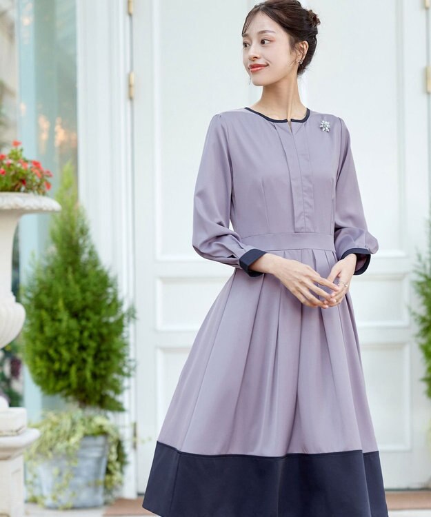 Tiaclasse L 【セレモニー・XSサイズ(5号)追加・新色追加・洗える】キーネックフレアワンピース サックス×ネイビー