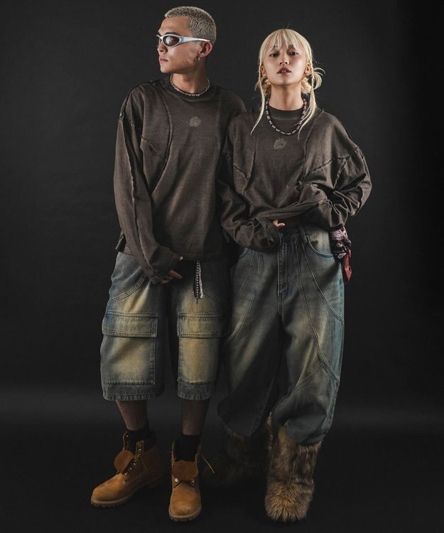 WEGO 【ユニセックス着用ITEM】MA55IVE　コールドダイスウィッチングロゴT（LS） ブラウン