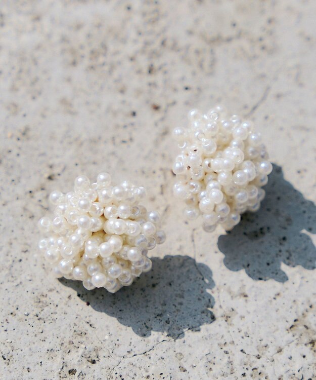 Tiaclasse ビジューパールフラワーピアス ゴールド