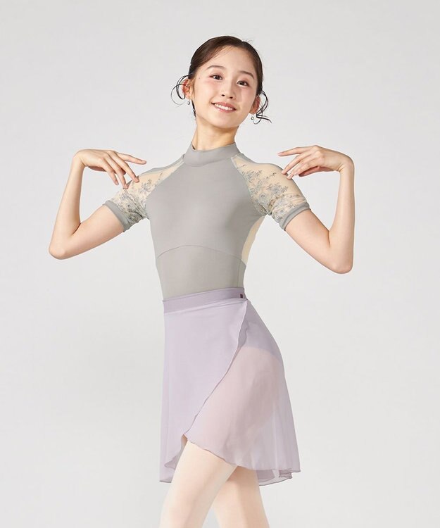 Chacott 【AKANE TAKADA】ハイネックレオタード グレージュ