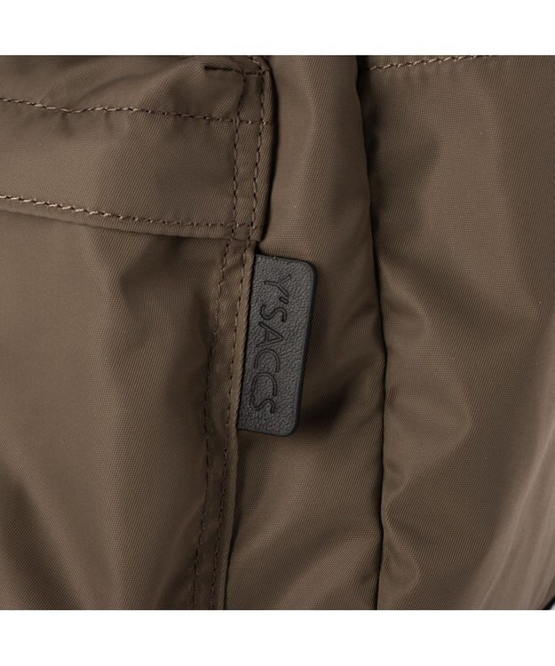 Y'SACCS ナイロン A4リュック　Sサイズ グレージュ