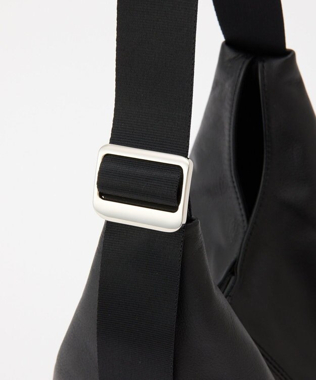 russet レザーホーボーバッグ M(CE-1658) Black