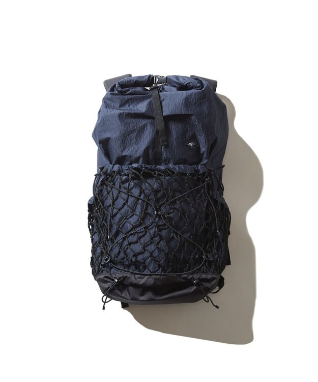 JOSEPH ABBOUD MOUNTAIN リップルサッカー バックパック ネイビー系