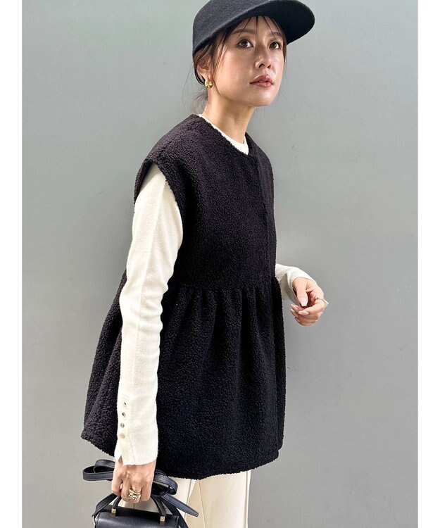 Green Parks フレア裏付きボアベスト Black