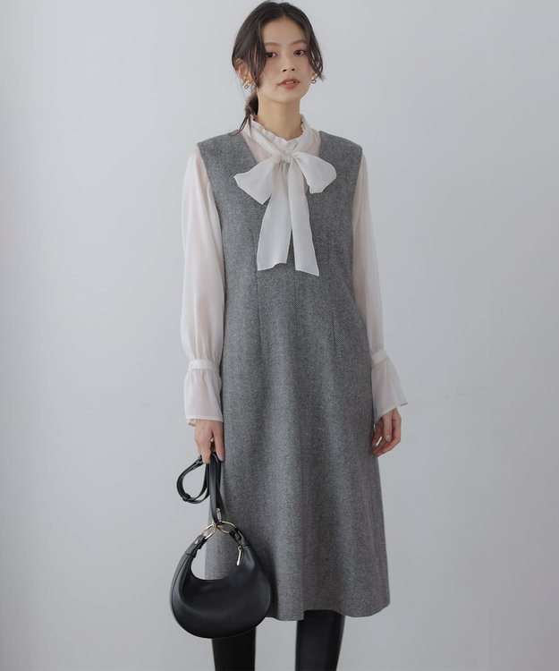 組曲 L 【WEB限定】シャイニーオーガンボウタイ付き ブラウス アイボリー系