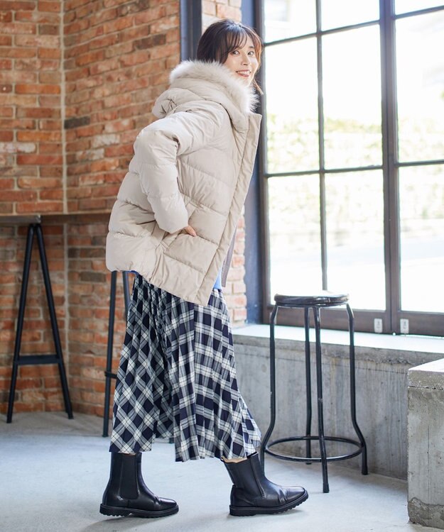 ANY 【洗える】スムースタッチ ショート丈ダウンコート アイボリー系