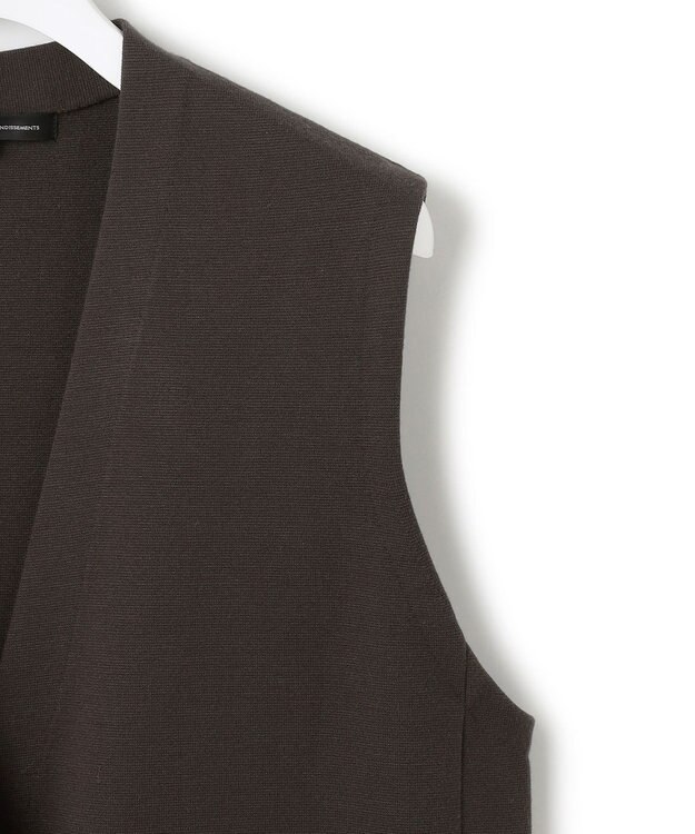 23区 【洗える/吊り干しOK】ヴィスコースストレッチ ニットベスト ブラウン系