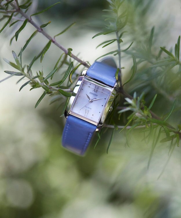 CITIZEN 【光発電エコ・ドライブ】ハンサムなスクエアケース 替えバンド付き シルバー ブルー シルバー