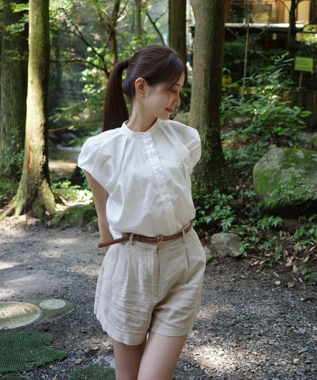 Green Parks タックデザインショート丈シャツ Off White