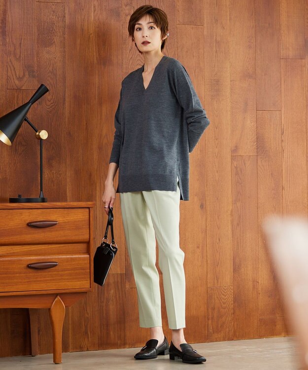 ICB 【洗える】ウール2WAYストレッチ テーパードパンツ ヘイズグリーン系