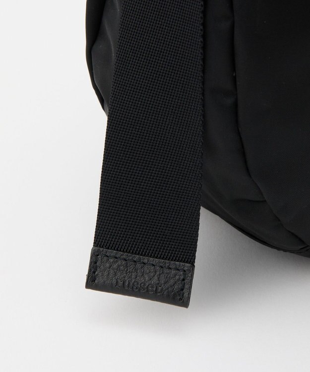 russet クラウズナイロンラウンドビッグショルダーバッグ(CE-1292) Black2（シルバー金具）