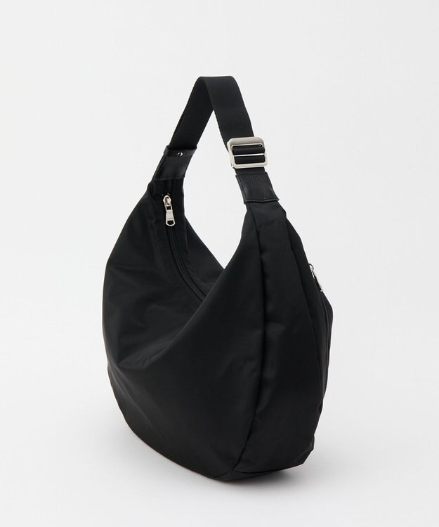 russet クラウズナイロンラウンドビッグショルダーバッグ(CE-1292) Black2（シルバー金具）