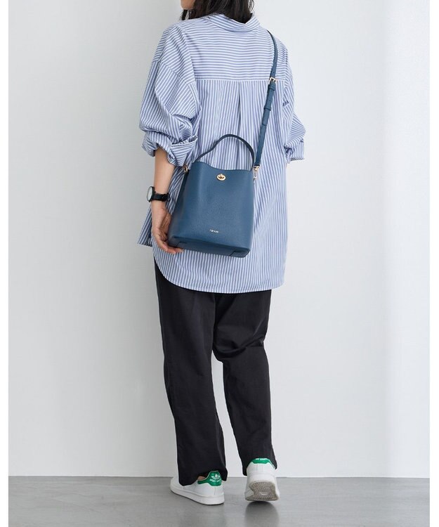 MioFIRANO ツイストロックボックスハンドバッグ 3WAY　FIRANO フィラノ NAVY