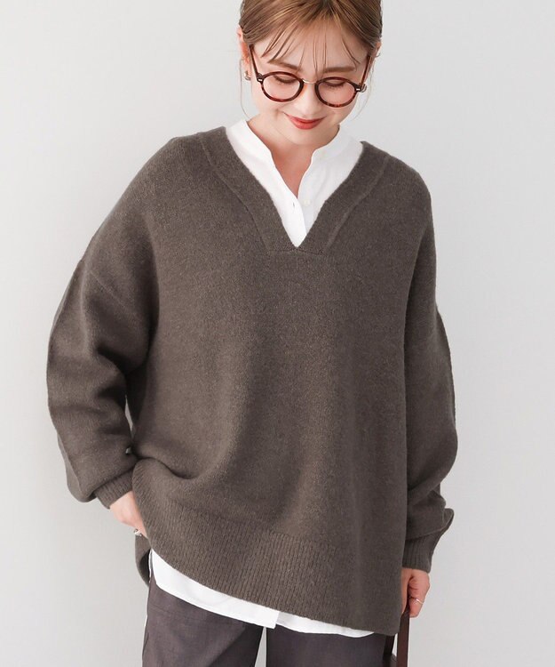 AMERICAN HOLIC カーブネックニットプルオーバー Mocha