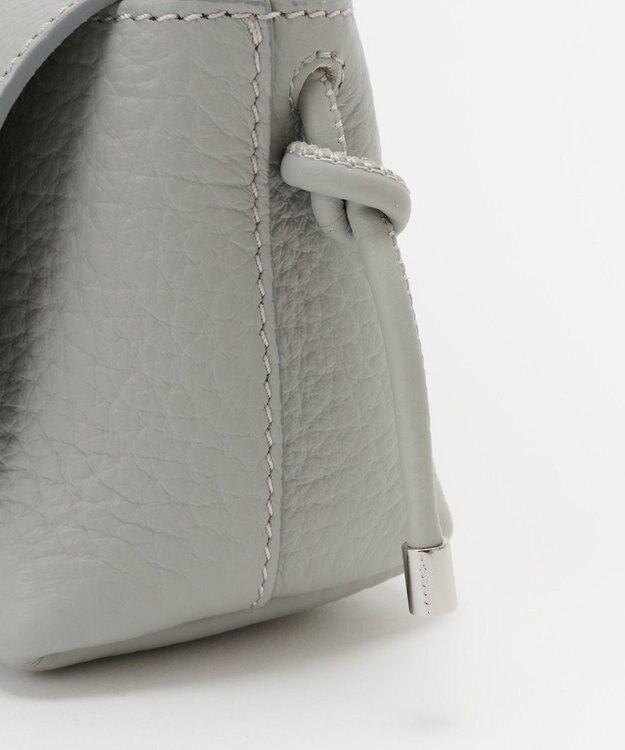 IACUCCI ＜Oggi 10月号掲載＞アルブメ ALCE ライトグレー