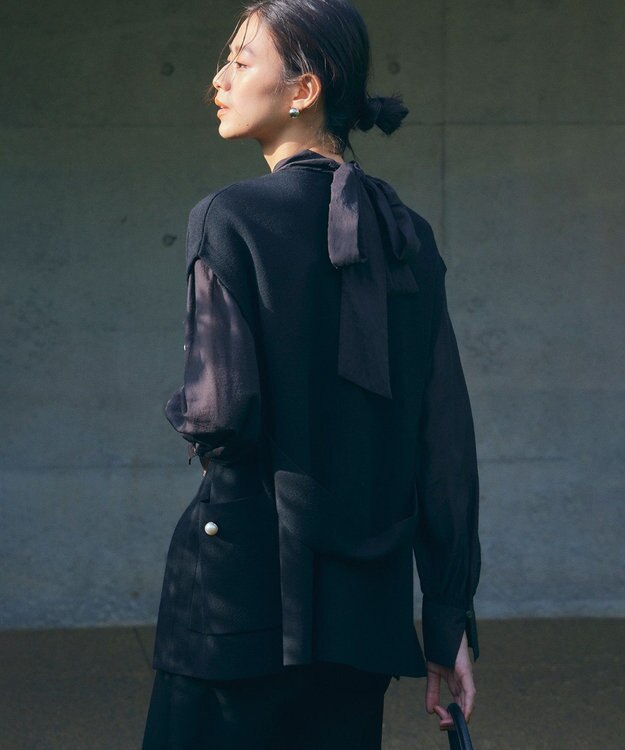 UNFILO 【VERYコラボ】パールボタンニットジレ ブラック