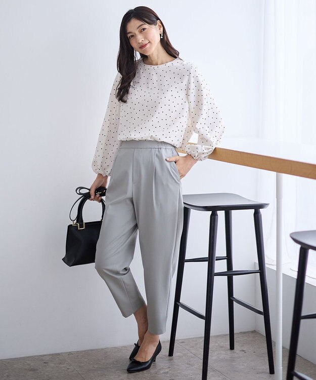 ANY イージーケアライトストレッチテーパードパンツ ライトグレー