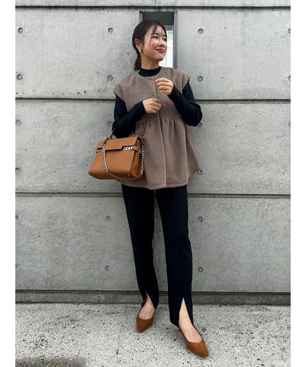 Green Parks フレア裏付きボアベスト Gray Beige