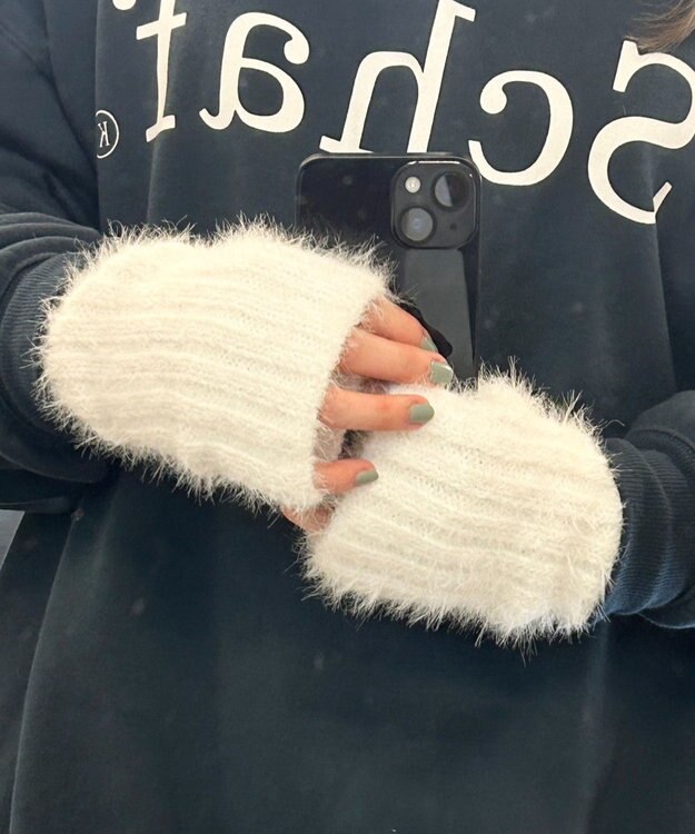 WEGO キラキラファーアームカバー ホワイト