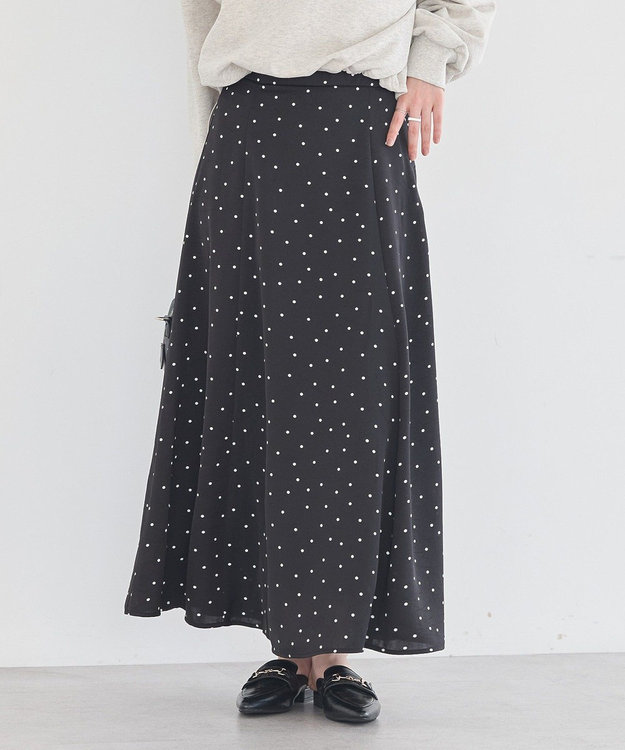 earth music&ecology サテンフレアスカート Black