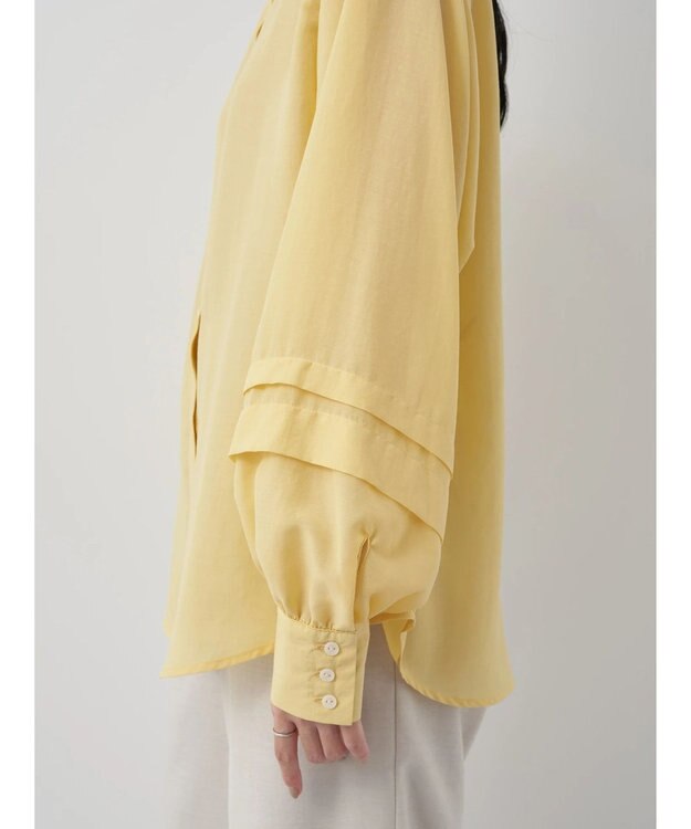 earth music&ecology ボリュームタック袖ブラウス Yellow