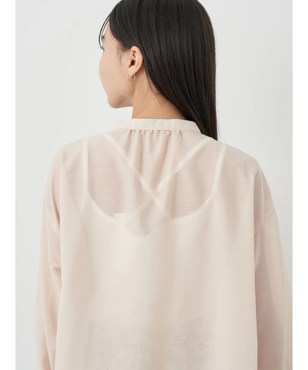earth music&ecology シアーギャザーネックブラウス Beige