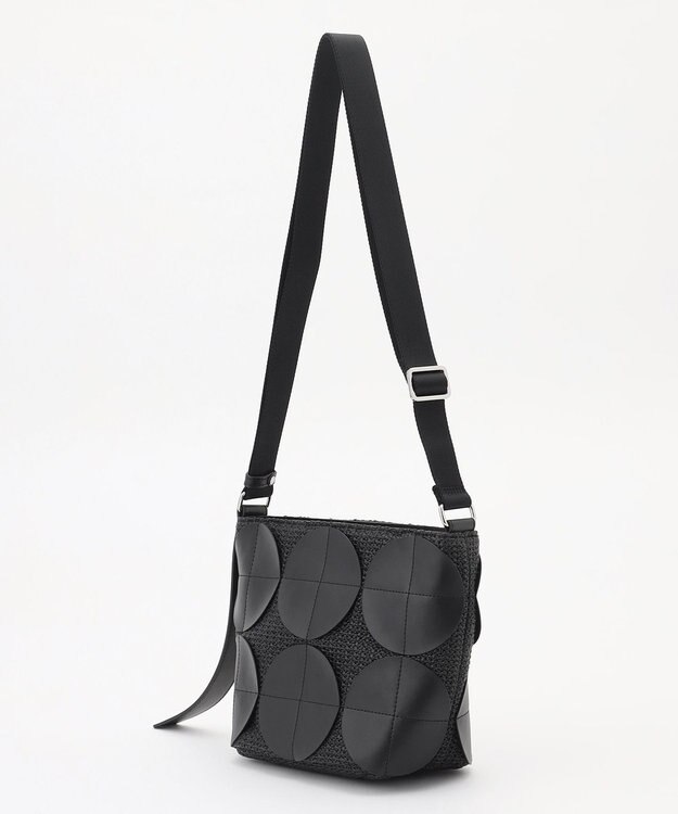 Y'SACCS サークルパッチショルダーバッグ ブラック